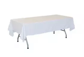 The tablecloth on straight. table
